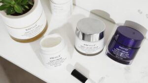 Read more about the article The Best Night Cream for Restorative Skincare: A Guide to Waking Up Radiant